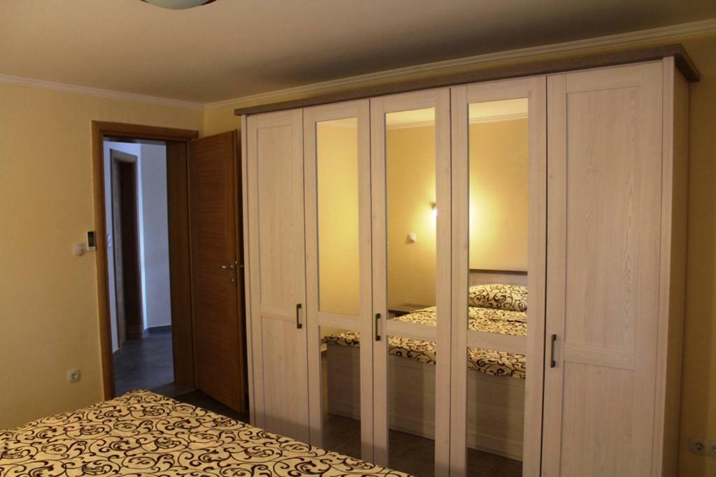 Apartment Sax Jezera Exterior photo